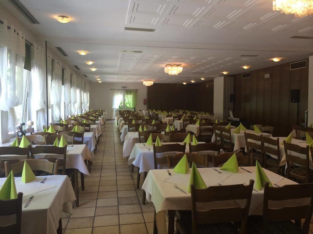 Zur Eiche Hotel Overath Luaran gambar